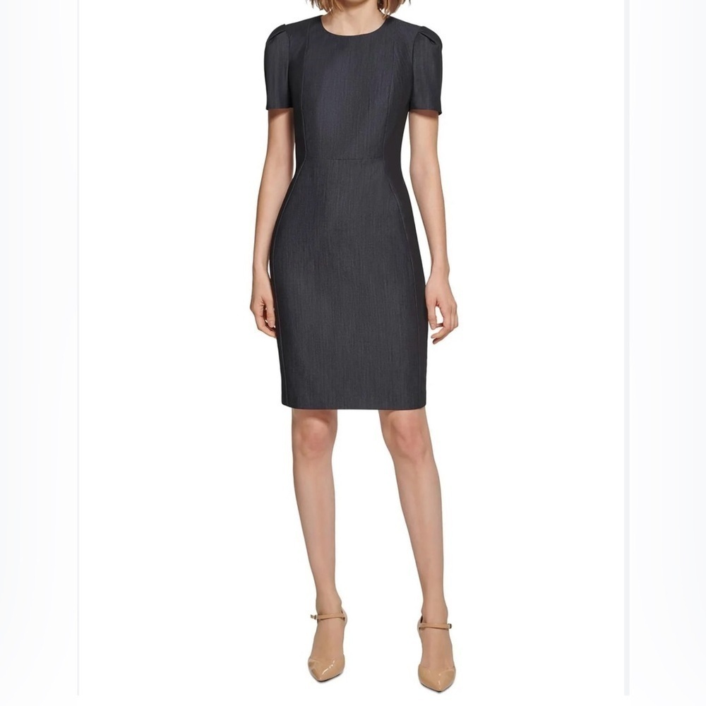 Calvin Klein Denim Patterned
Exposed Zipper Sheath Dress Size 4